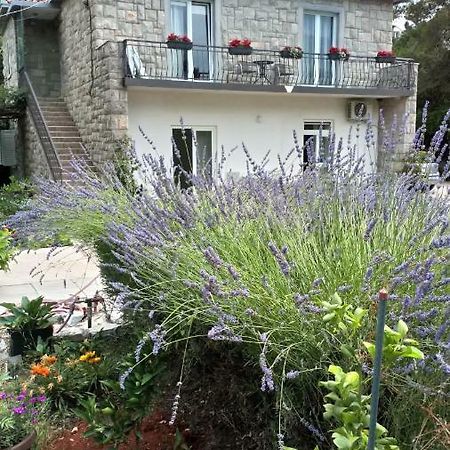 Apartments Duras Gruda Exterior photo